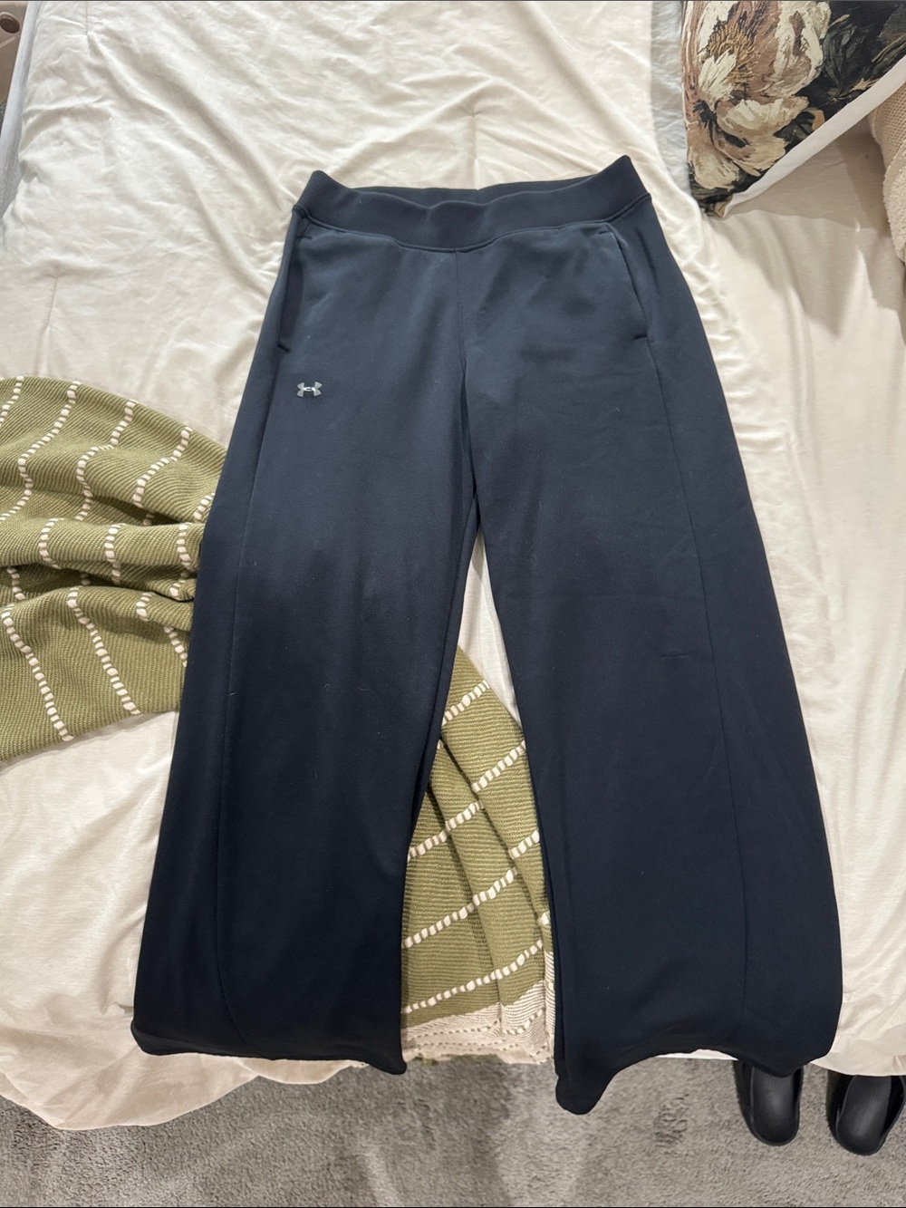 Under Armour Women's Armour Fleece Open-Leg Sweatpants